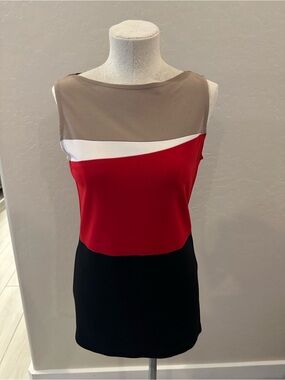 Sleeveless Colorblock Sheath Tunic Top in Taupe, Red & Black